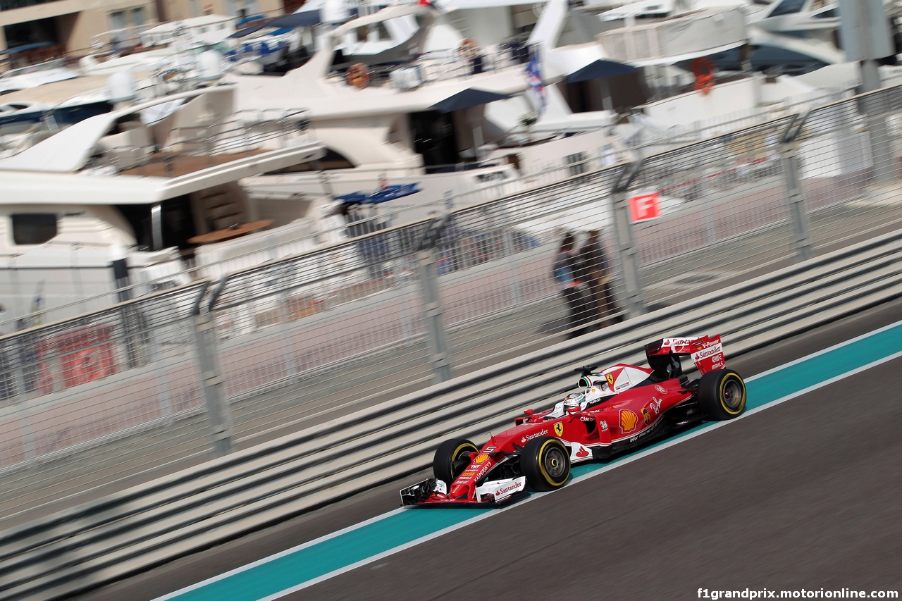 GP ABU DHABI, 25.11.2016 - Prove Libere 1, Sebastian Vettel (GER) Ferrari SF16-H