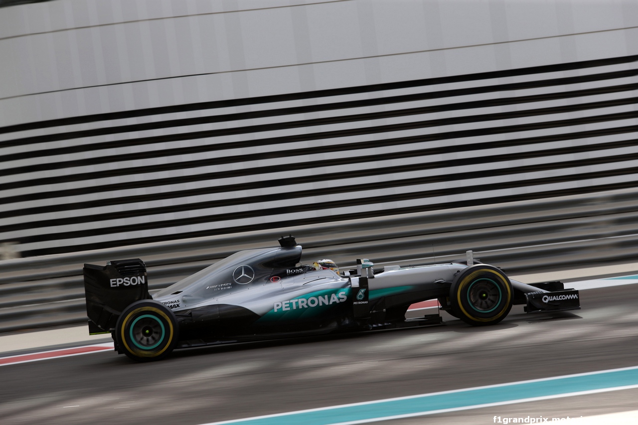 GP ABU DHABI, 25.11.2016 - Prove Libere 1, Lewis Hamilton (GBR) Mercedes AMG F1 W07 Hybrid