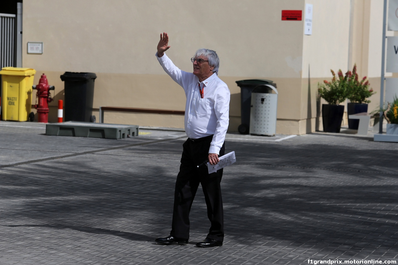 GP ABU DHABI, 25.11.2016 - Prove Libere 1, Bernie Ecclestone (GBR), President e CEO of FOM