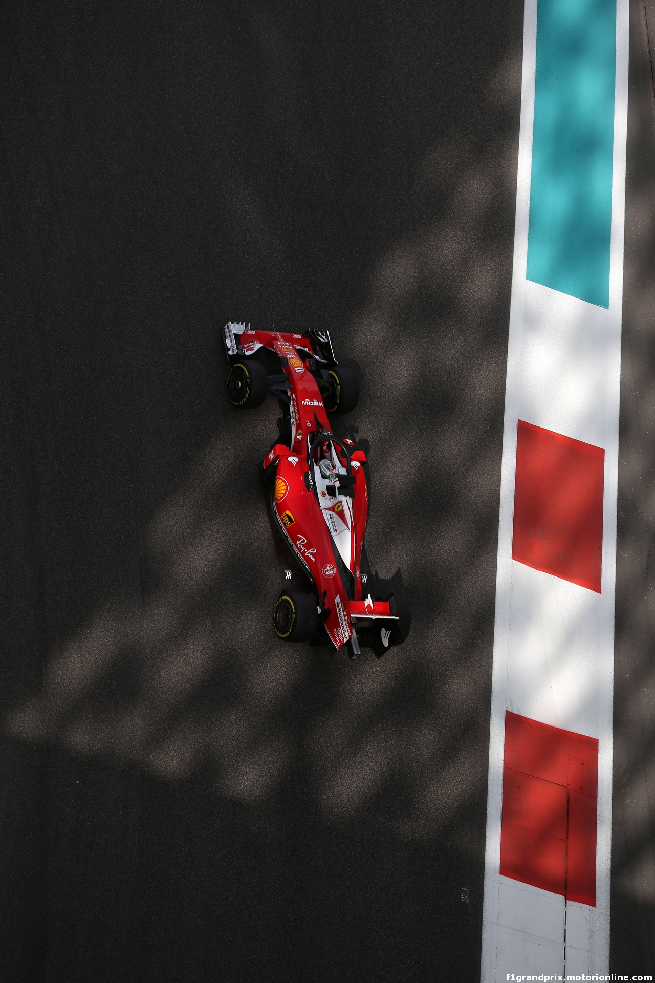 GP ABU DHABI, 25.11.2016 - Prove Libere 1, Sebastian Vettel (GER) Ferrari SF16-H