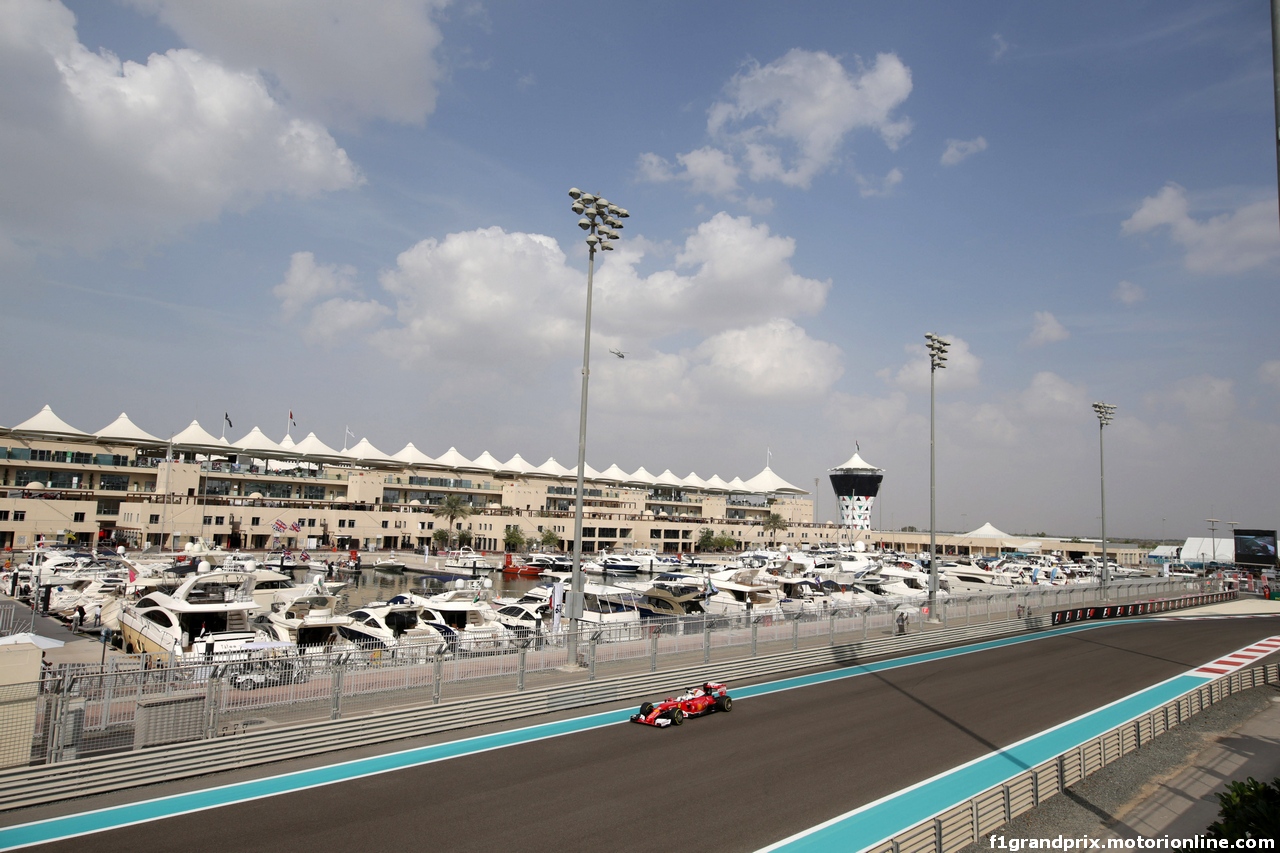 GP ABU DHABI, 25.11.2016 - Prove Libere 1, Sebastian Vettel (GER) Ferrari SF16-H