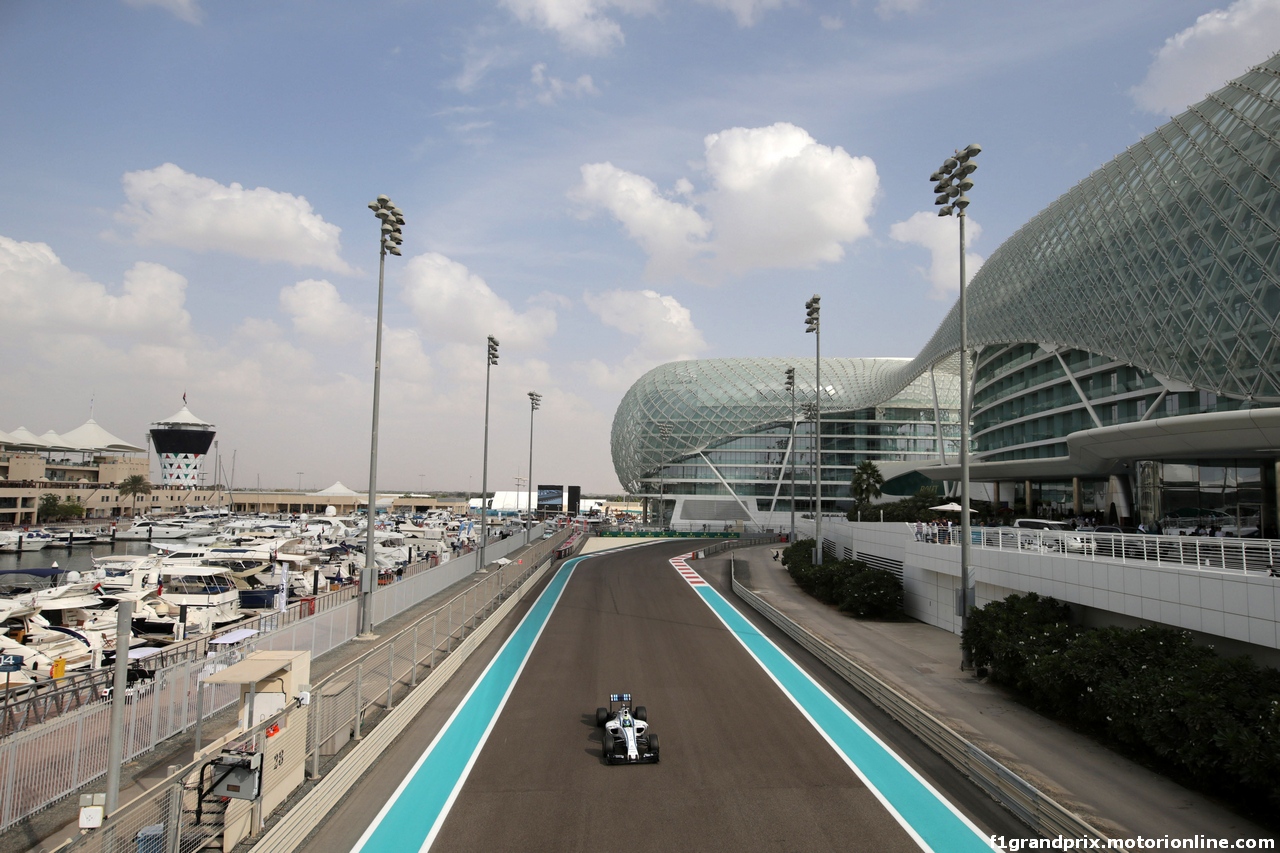 GP ABU DHABI, 25.11.2016 - Prove Libere 1, Valtteri Bottas (FIN) Williams FW38