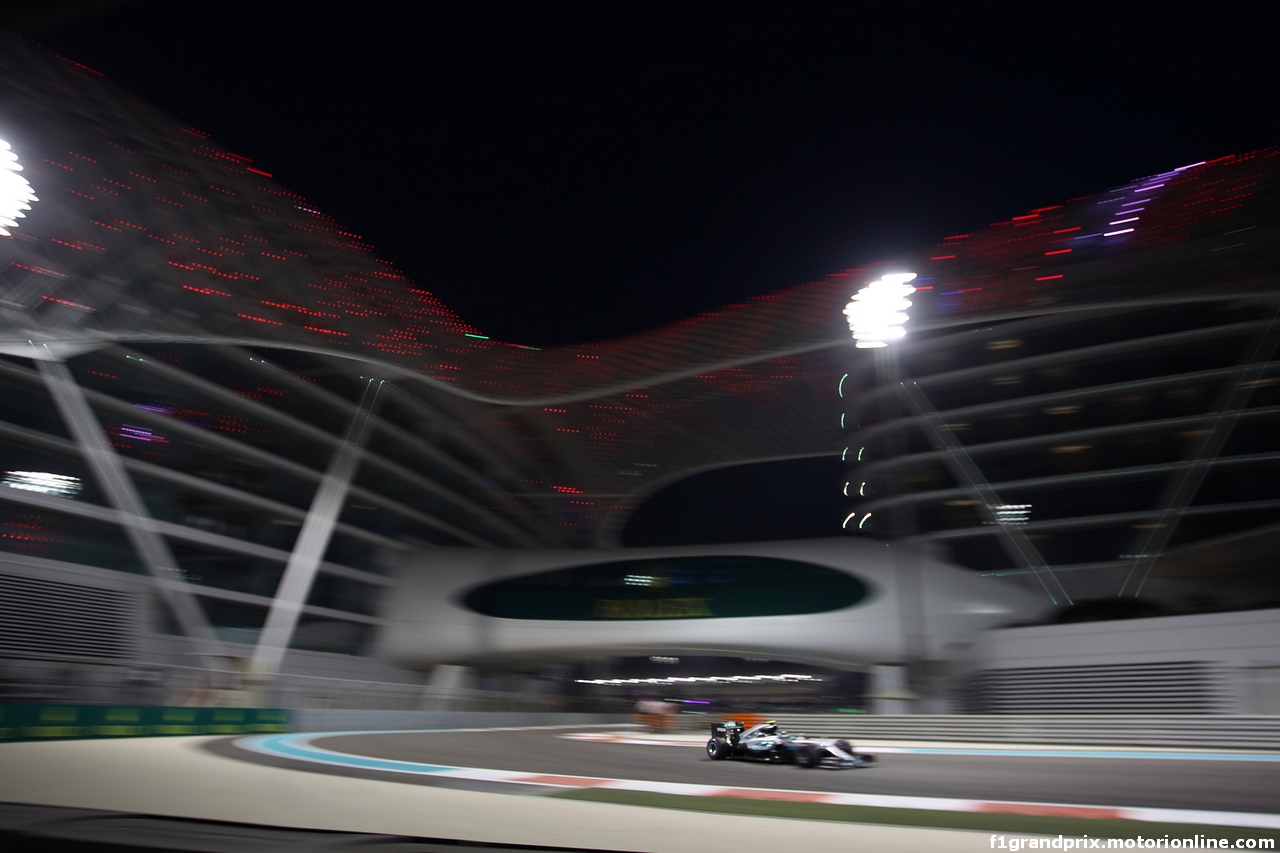 GP ABU DHABI, 25.11.2016 - Prove Libere 2, Nico Rosberg (GER) Mercedes AMG F1 W07 Hybrid