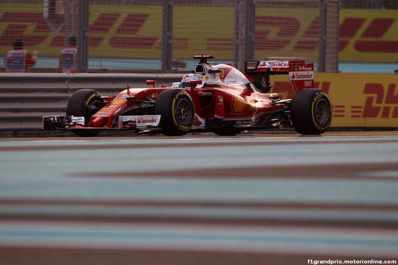 GP ABU DHABI, 25.11.2016 - Prove Libere 2, Sebastian Vettel (GER) Ferrari SF16-H