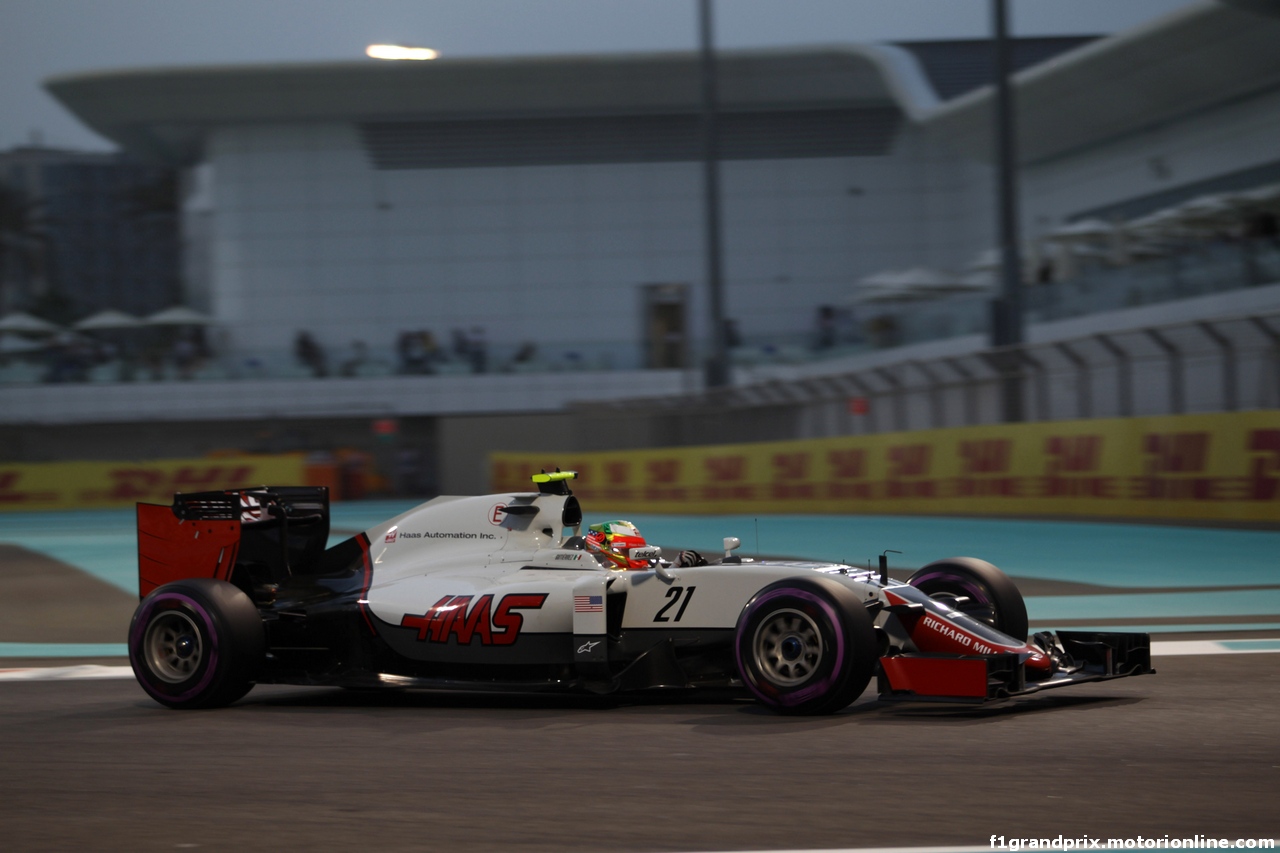 GP ABU DHABI, 25.11.2016 - Prove Libere 2, Esteban Gutierrez (MEX) Haas F1 Team VF-16