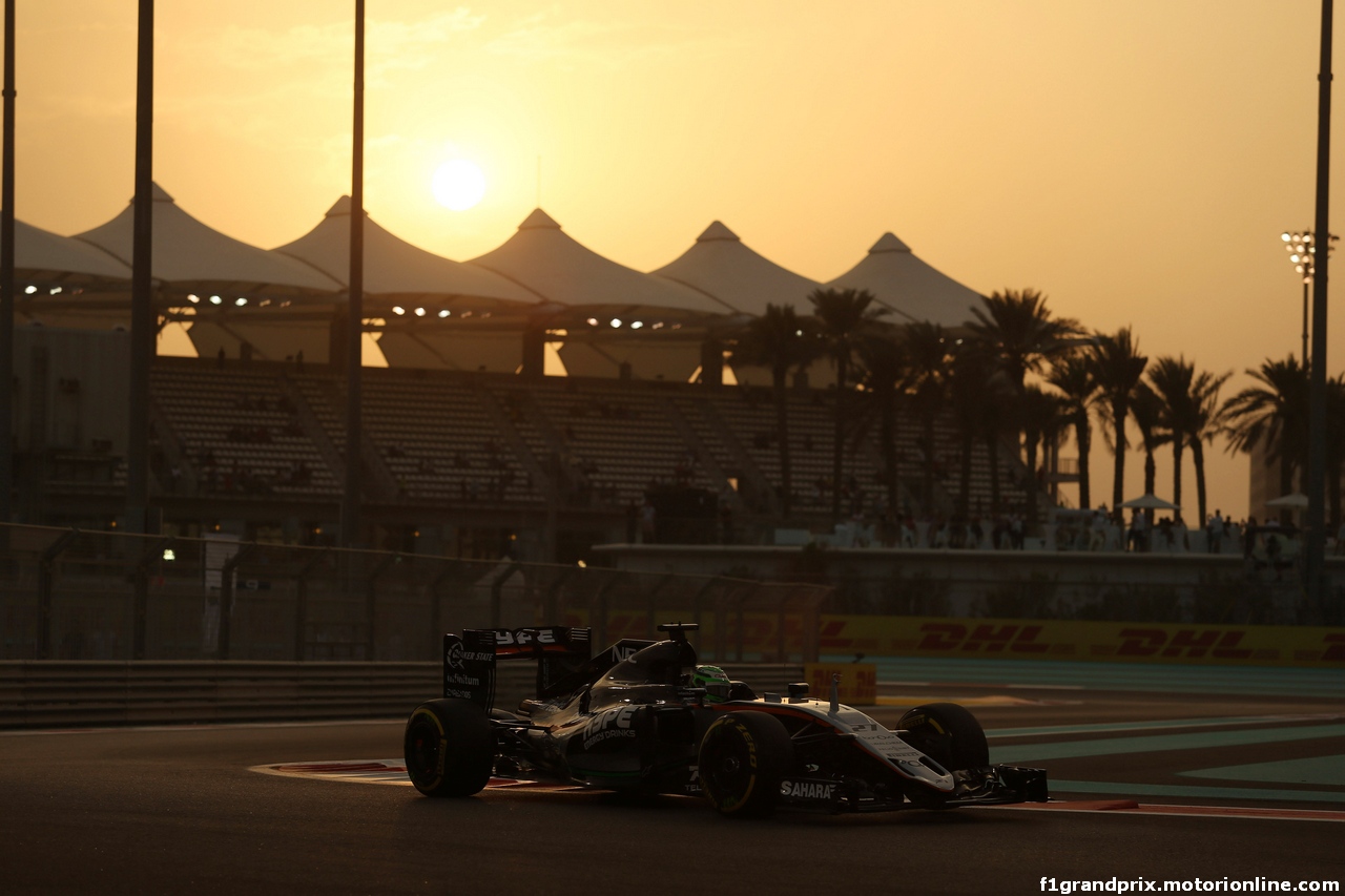 GP ABU DHABI, 25.11.2016 - Prove Libere 2, Nico Hulkenberg (GER) Sahara Force India F1 VJM09