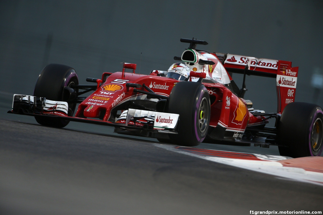 GP ABU DHABI, 25.11.2016 - Prove Libere 2, Sebastian Vettel (GER) Ferrari SF16-H