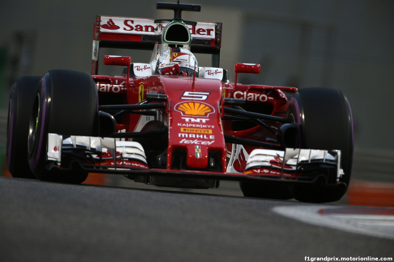 GP ABU DHABI, 25.11.2016 - Prove Libere 2, Sebastian Vettel (GER) Ferrari SF16-H