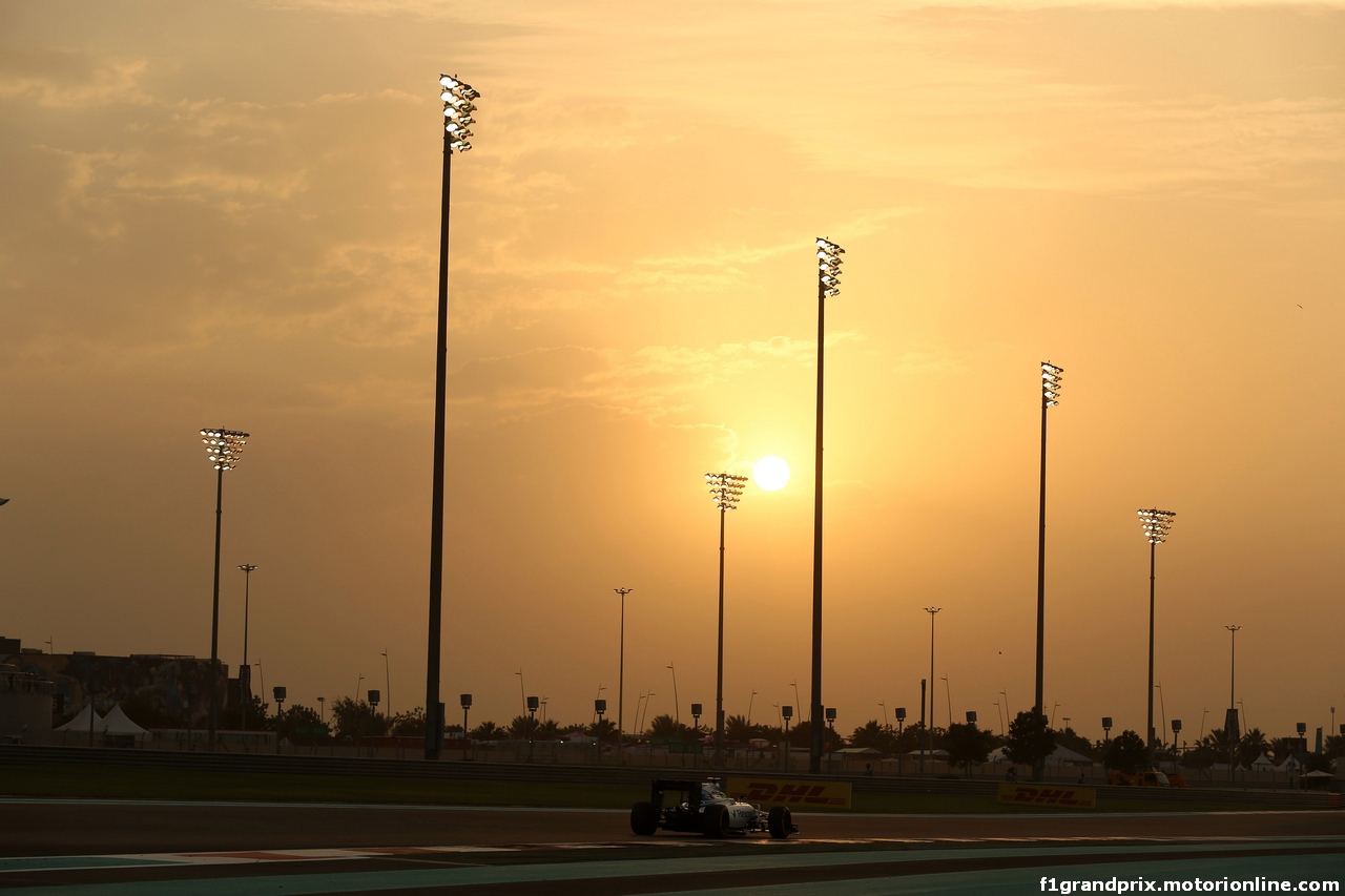 GP ABU DHABI, 25.11.2016 - Prove Libere 2, Felipe Massa (BRA) Williams FW38