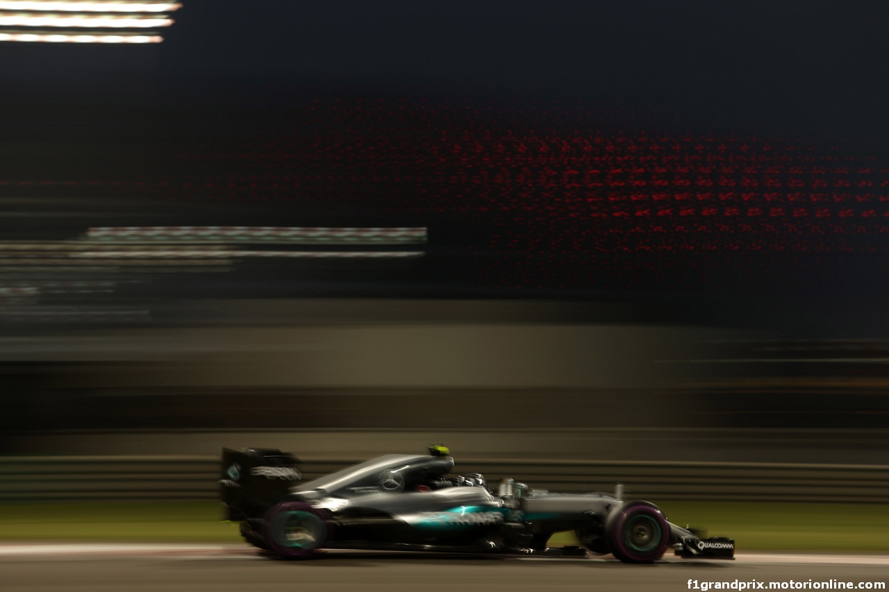 GP ABU DHABI, 25.11.2016 - Prove Libere 2, Nico Rosberg (GER) Mercedes AMG F1 W07 Hybrid
