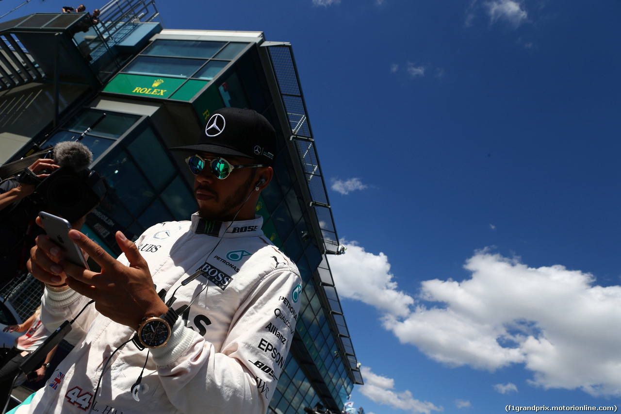 GP AUSTRALIA, 20.03.2016 - Lewis Hamilton (GBR) Mercedes AMG F1 W07 Hybrid