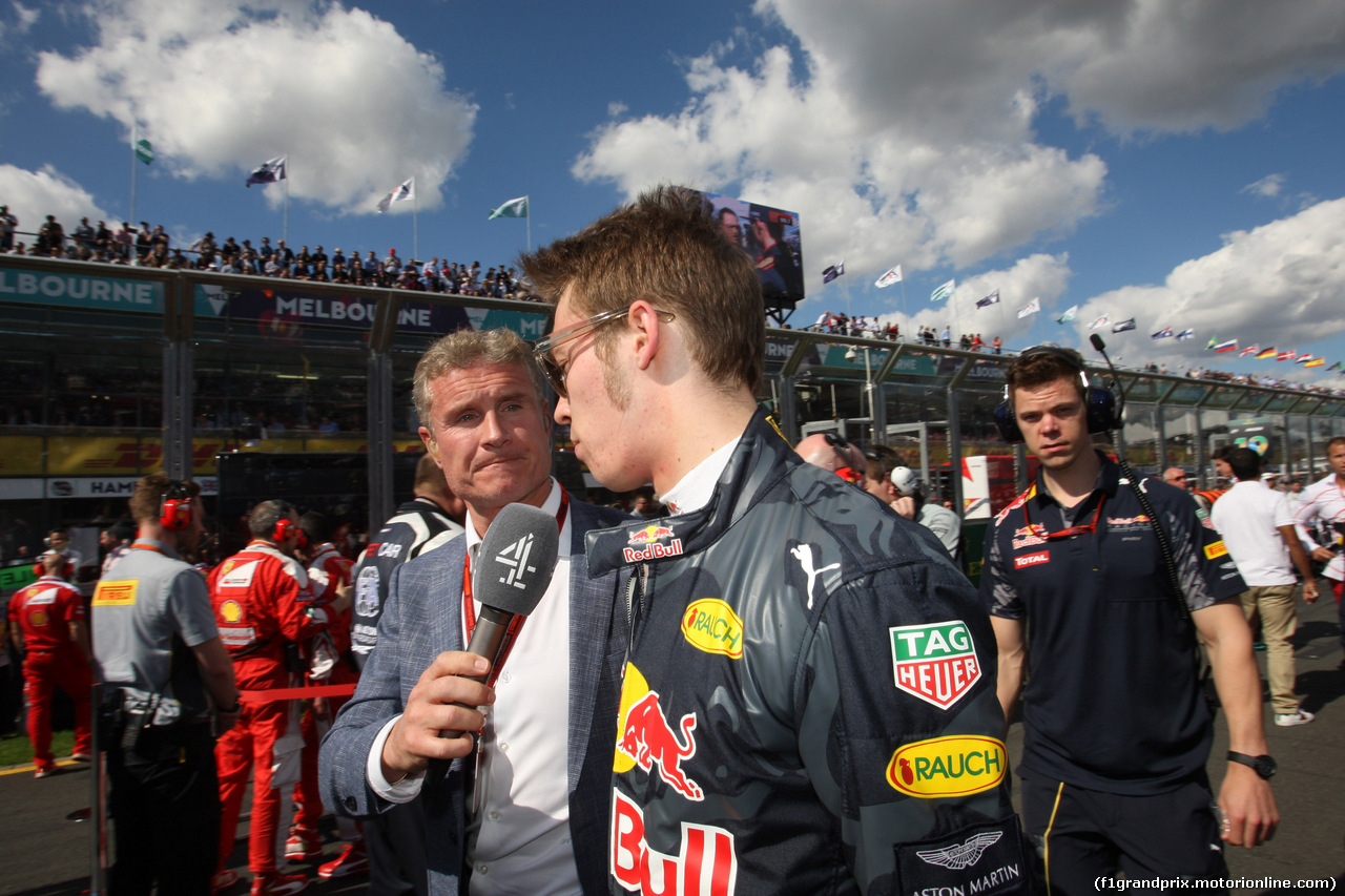 GP AUSTRALIA, 20.03.2016 - David Coulthard (GBR) e Daniil Kvyat (RUS) Red Bull Racing RB12
