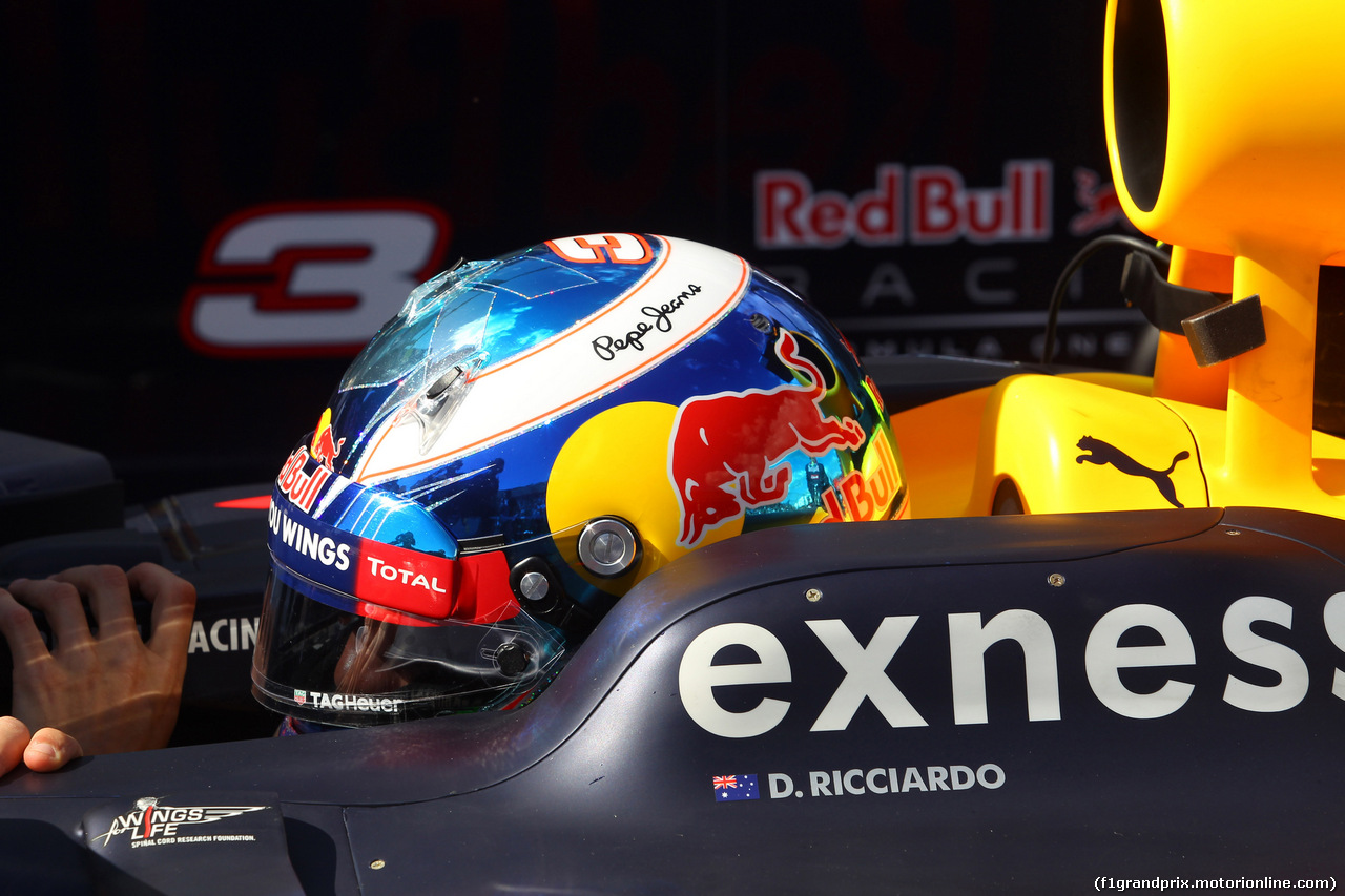 GP AUSTRALIA, 20.03.2016 - Daniel Ricciardo (AUS) Red Bull Racing RB12