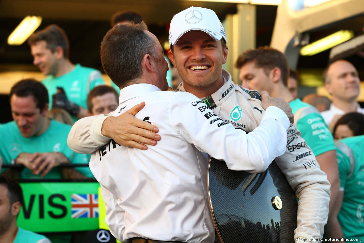 GP AUSTRALIA, 20.03.2016 - Gara, Festeggiamenti, Nico Rosberg (GER) Mercedes AMG F1 W07 Hybrid vincitore with Paddy Lowe (GBR) Mercedes AMG F1 Executive Director