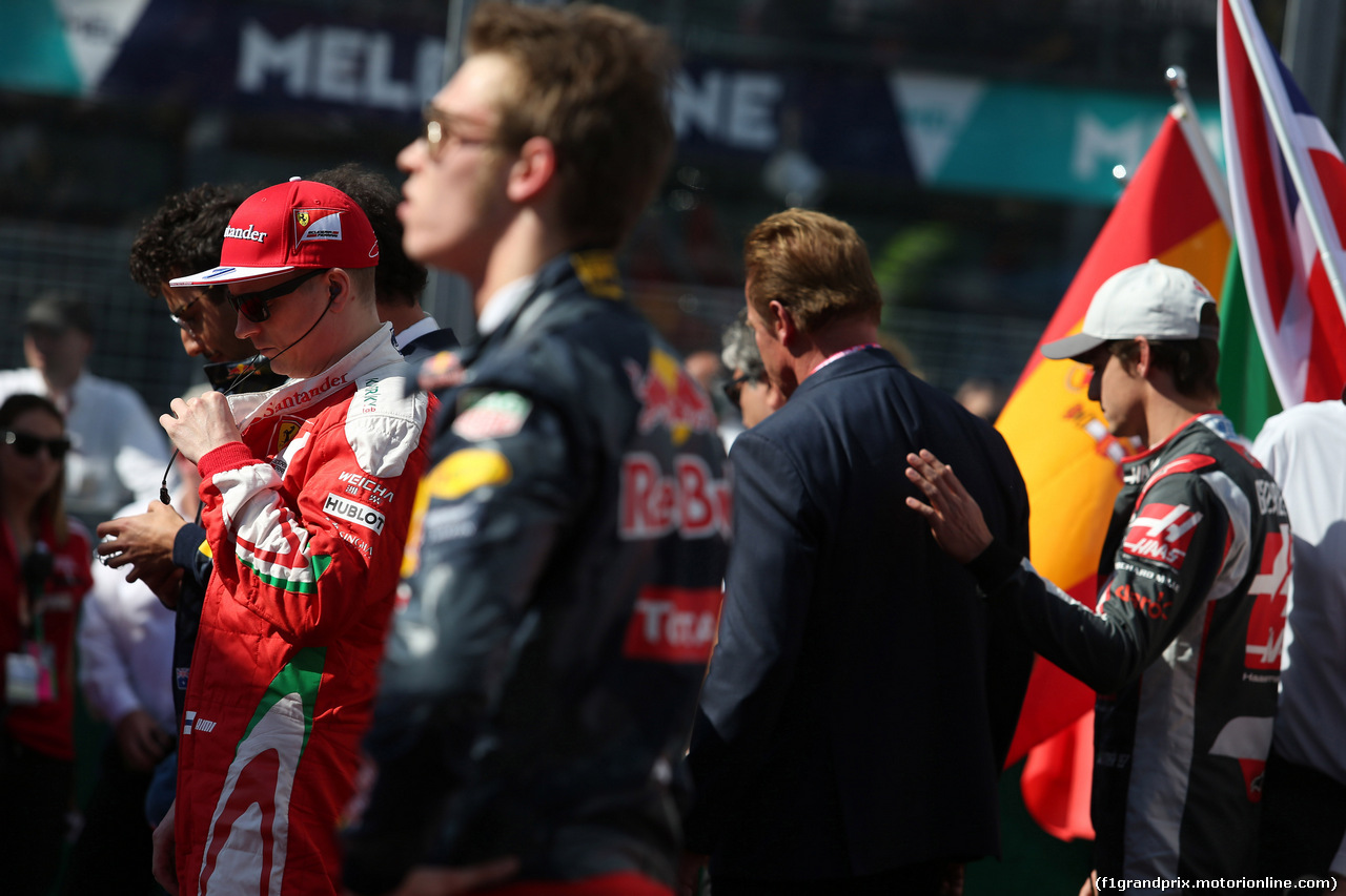GP AUSTRALIA, 20.03.2016 - Gara, Arnold Schwarznegger e Esteban Gutierrez (MEX) Haas F1 Team VF-16