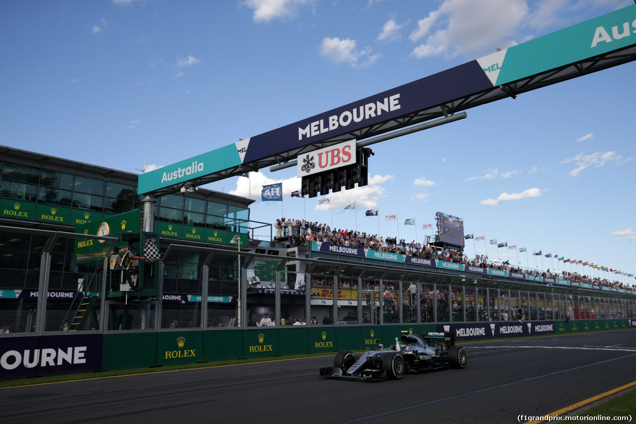 GP AUSTRALIA, 20.03.2016 - Gara, Nico Rosberg (GER) Mercedes AMG F1 W07 Hybrid vincitore