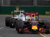 GP AUSTRALIA, 20.03.2016 - Gara, Daniel Ricciardo (AUS) Red Bull Racing RB12 davanti a Felipe Massa (BRA) Williams FW38