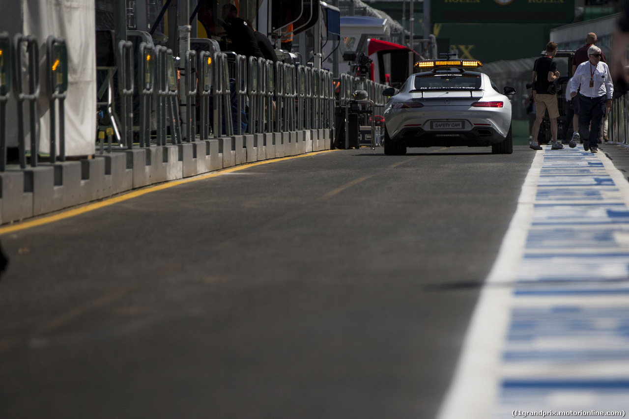 GP AUSTRALIA, The FIA Safety Car leaves the pits.
16.03.2016.