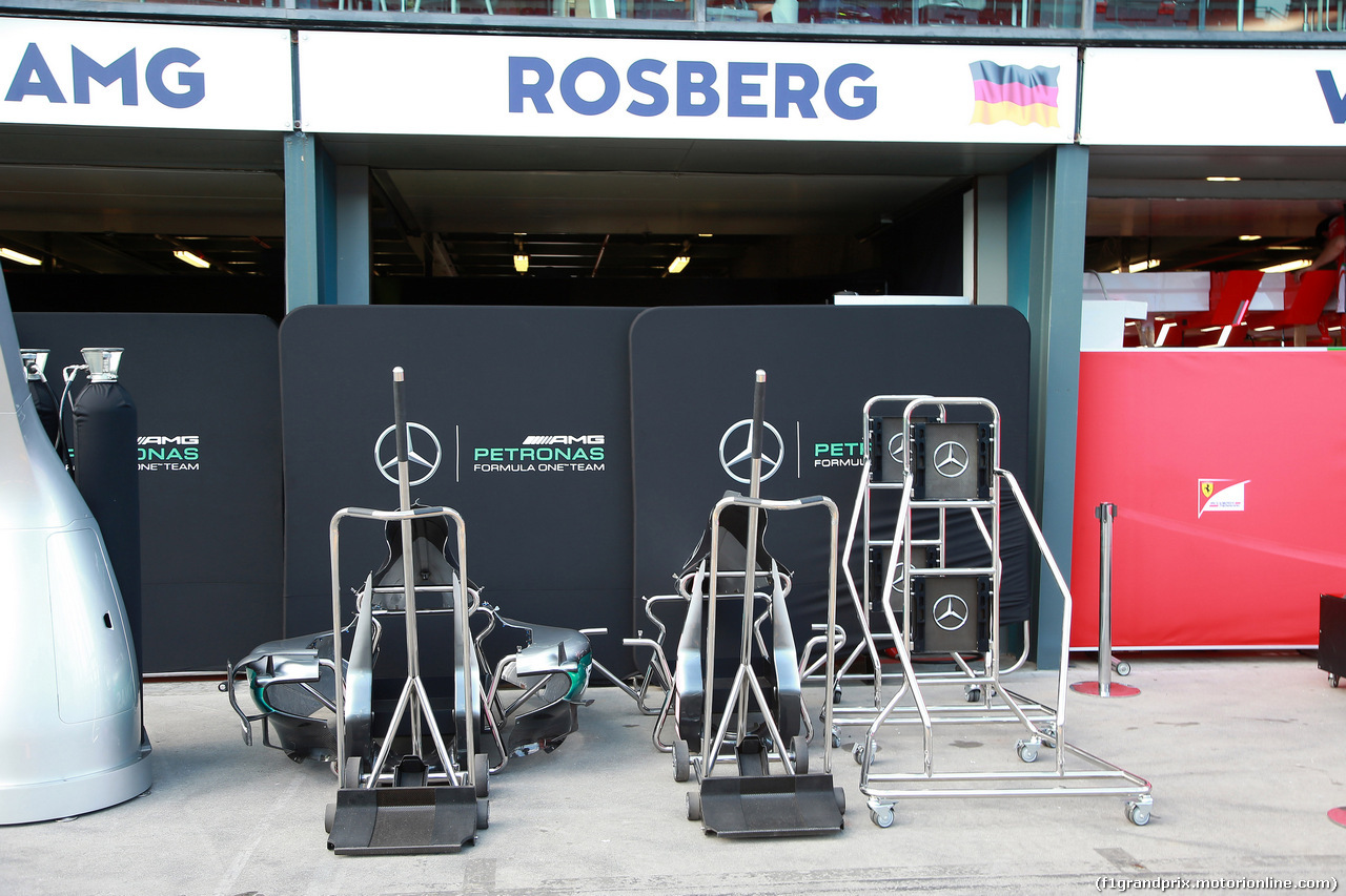 GP AUSTRALIA, 16.03.2016 - Preparation Day, Mercedes garage