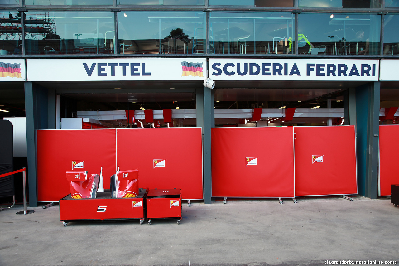 GP AUSTRALIA, 16.03.2016 - Preparation Day, Ferrari garage