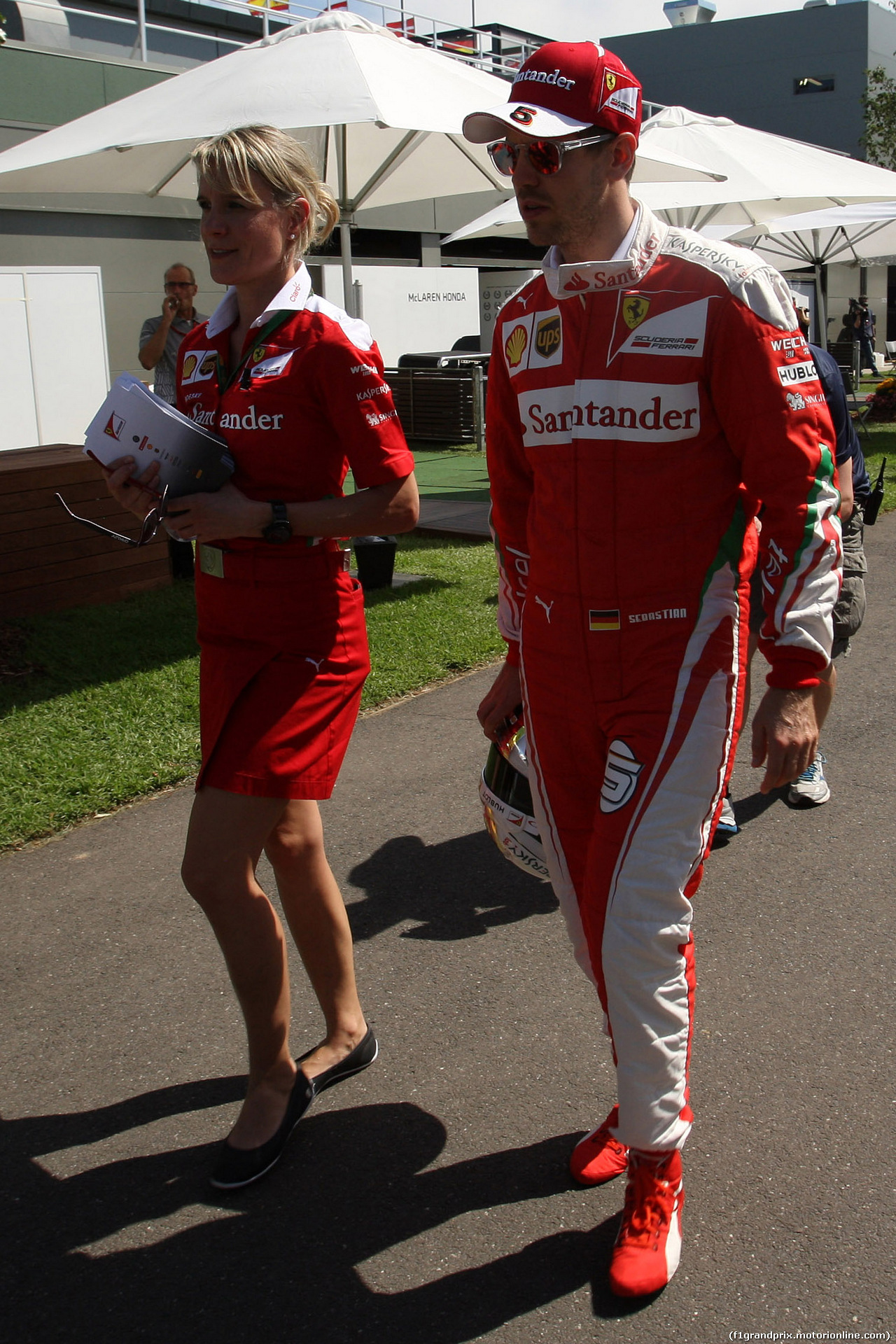 GP AUSTRALIA, 17.03.2016 - Britta Roeske (AUT) Ferrari Press Officer e Sebastian Vettel (GER) Ferrari SF16-H