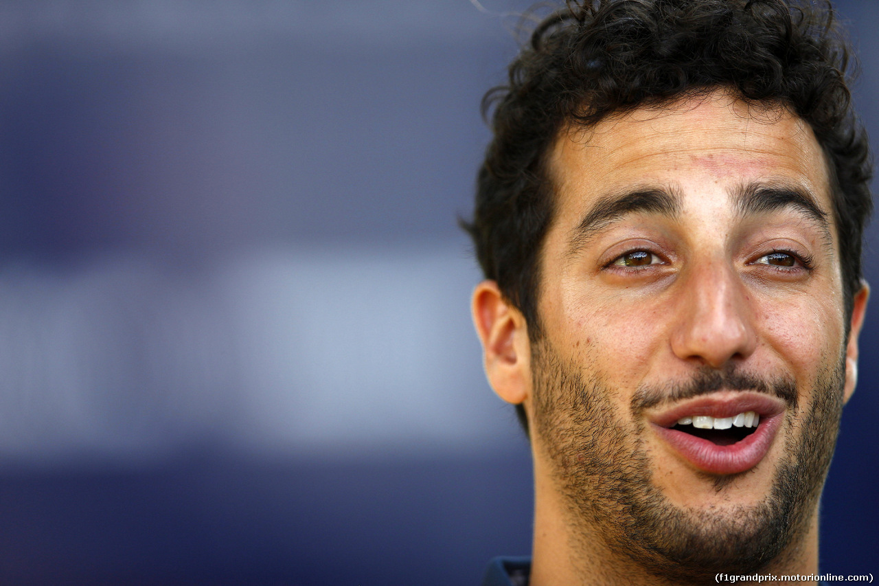 GP AUSTRALIA, 17.03.2016 - Daniel Ricciardo (AUS) Red Bull Racing RB12