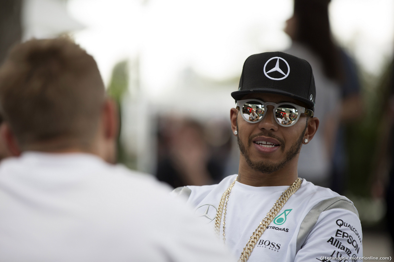 GP AUSTRALIA, 17.03.2016 - Lewis Hamilton (GBR) Mercedes AMG F1 W07 Hybrid