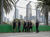 GP AUSTRALIA, Max Verstappen (NLD) Scuderia Toro Rosso walks the circuit with the team.
16.03.2016.