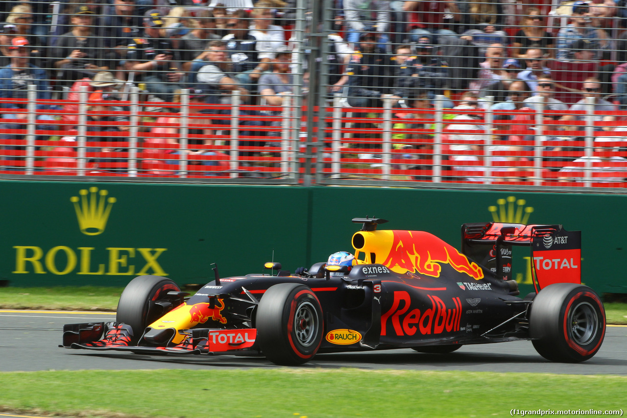 GP AUSTRALIA, 19.03.2016 - Prove Libere 3, Daniel Ricciardo (AUS) Red Bull Racing RB12