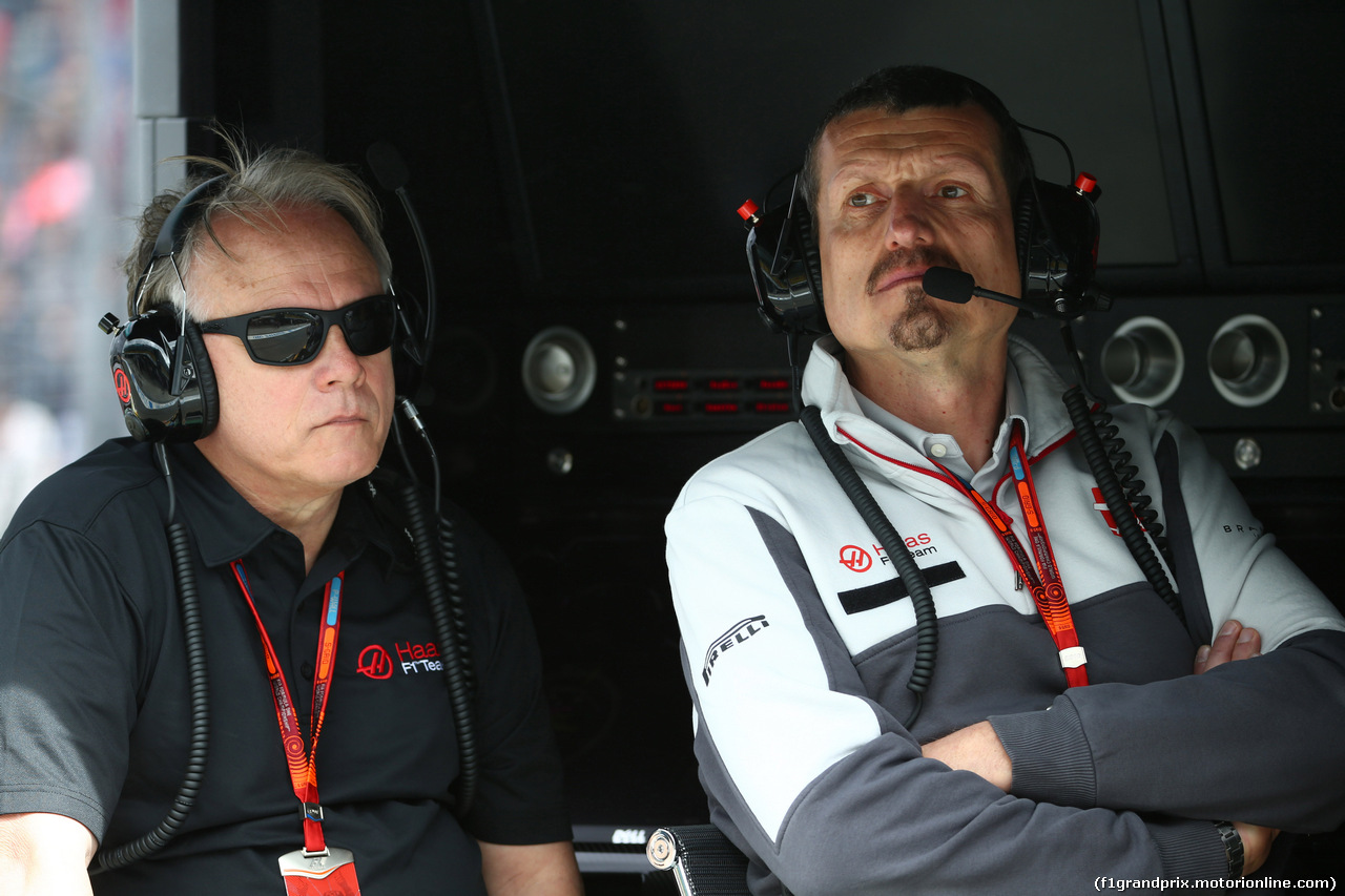 GP AUSTRALIA, 19.03.2016 - Prove Libere 3, (L-R) Gene Haas (USA), head of the Haas F1 Team e Guenther Steiner (ITA) Haas F1 Team Prinicipal