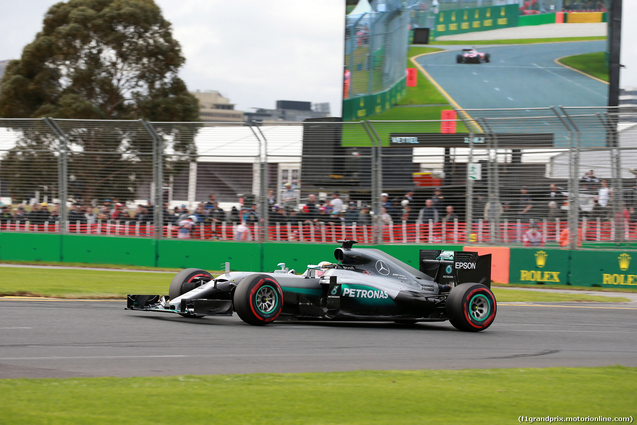 GP AUSTRALIA, 19.03.2016 - Qualifiche, Lewis Hamilton (GBR) Mercedes AMG F1 W07 Hybrid