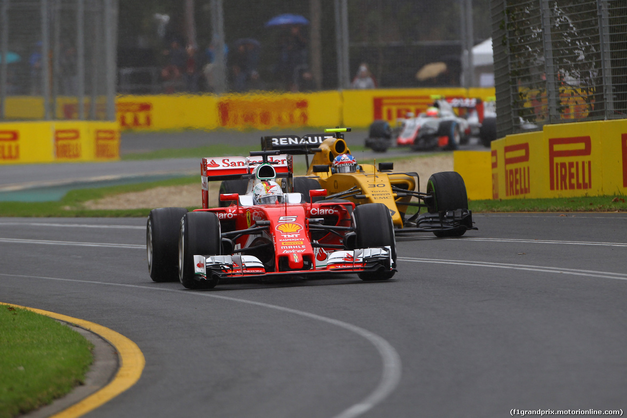 GP AUSTRALIA, 18.03.2016 - Prove Libere 1, Sebastian Vettel (GER) Ferrari SF16-H e Jolyon Palmer (GBR) Renault Sport F1 Team RS16