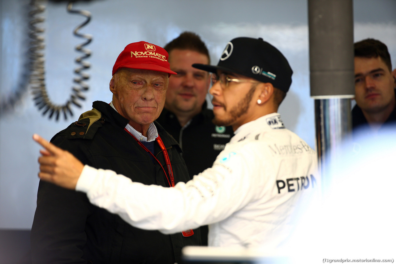 GP AUSTRALIA, 18.03.2016 - Prove Libere 1, Nikki Lauda (AU), Mercedes e Lewis Hamilton (GBR) Mercedes AMG F1 W07 Hybrid