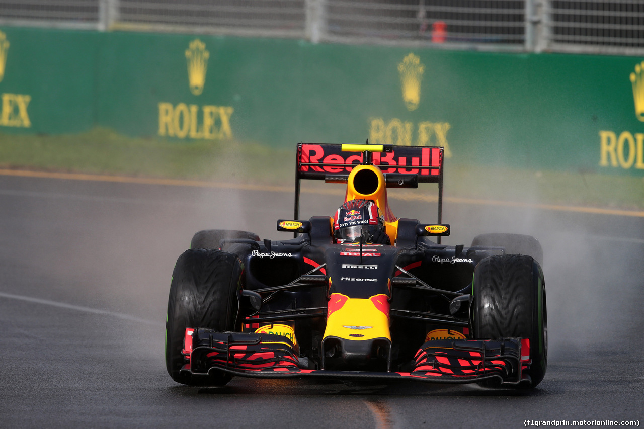 GP AUSTRALIA, 18.03.2016 - Prove Libere 2, Daniil Kvyat (RUS) Red Bull Racing RB12