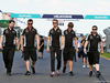 GP AUSTRALIA, Nico Hulkenberg (GER) Sahara Force India F1 walks the circuit with the team.
16.03.2016.
