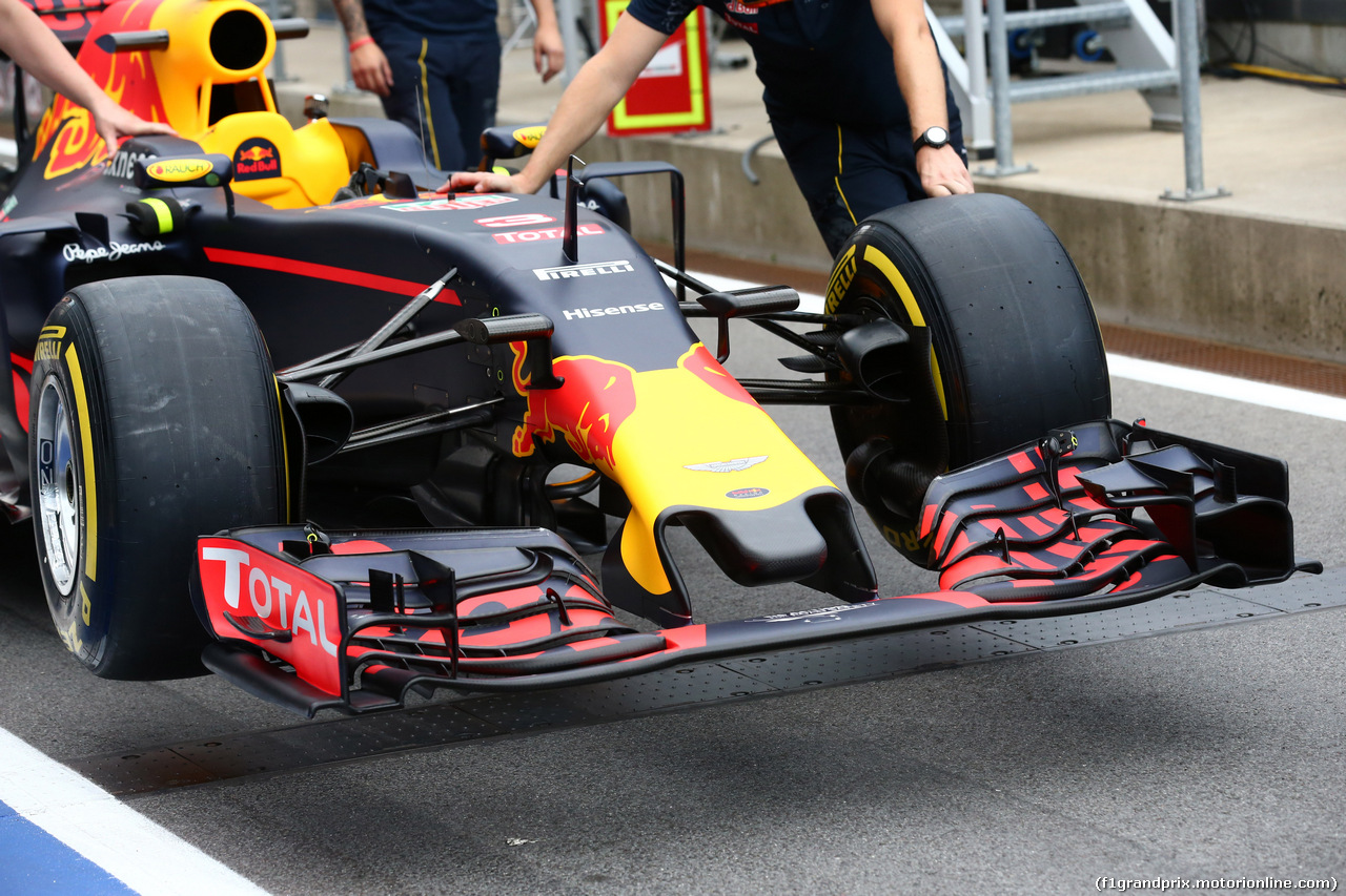 GP AUSTRIA, 30.06.2016- Red Bull Racing RB12 Frontal Wing