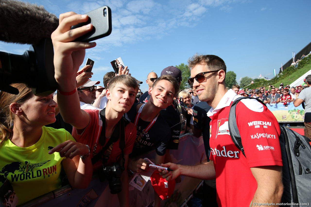 GP AUSTRIA, 02.07.2016 - Autograph session, Sebastian Vettel (GER) Ferrari SF16-H