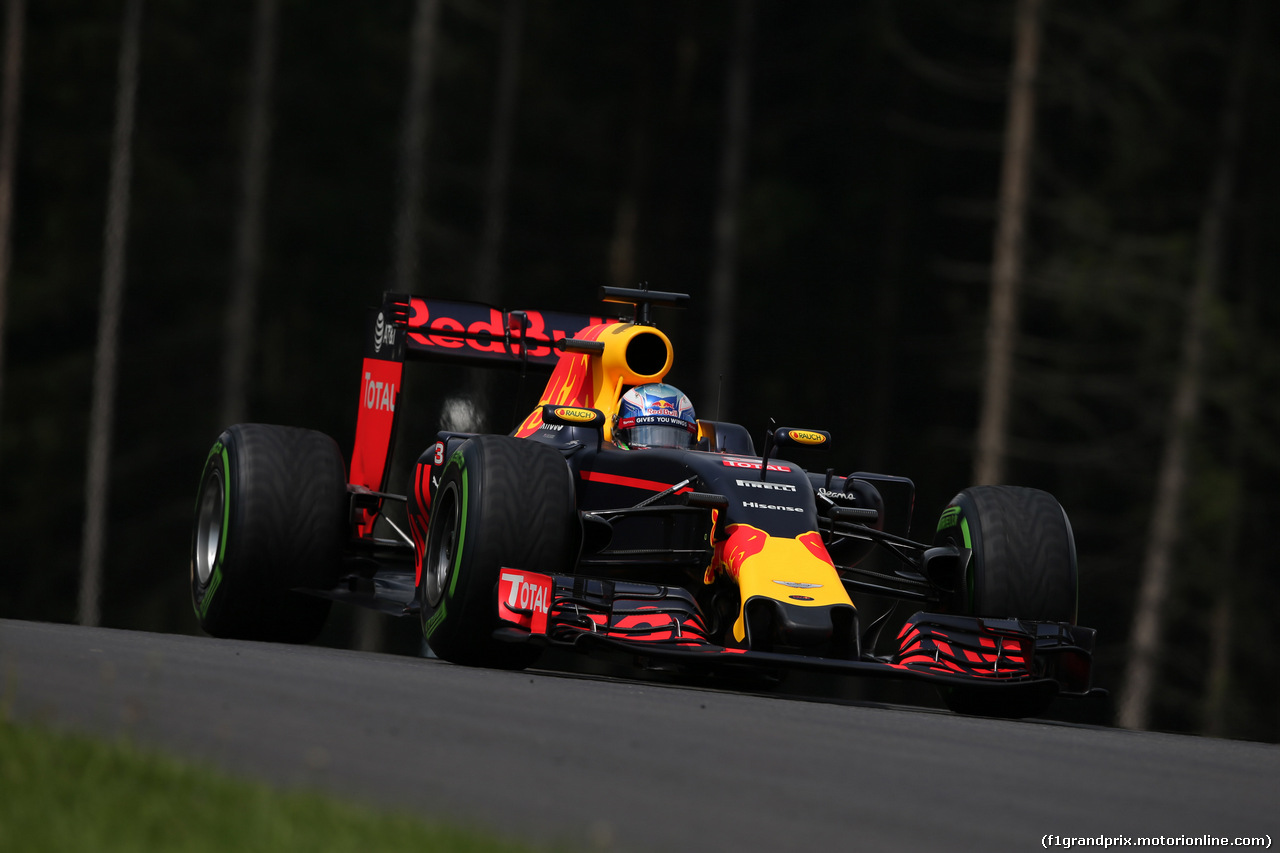 GP AUSTRIA, 02.07.2016 - Qualifiche Session, Daniel Ricciardo (AUS) Red Bull Racing RB12