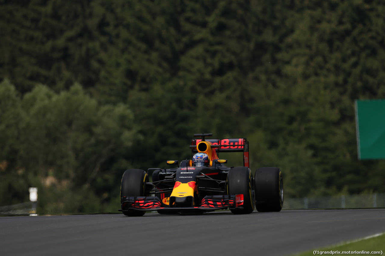 GP AUSTRIA, 01.07.2016 - free Practice 1, Daniel Ricciardo (AUS) Red Bull Racing RB12