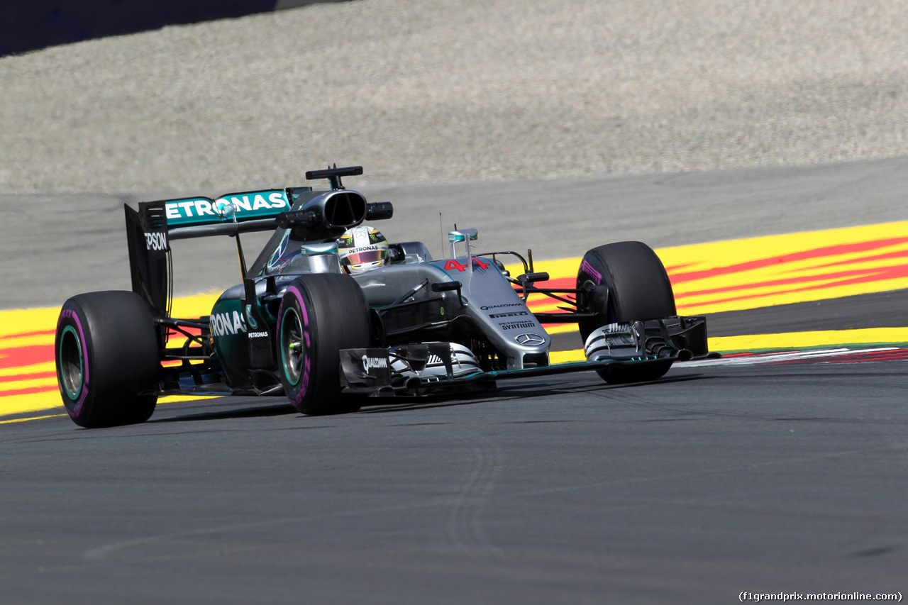 GP AUSTRIA, 01.07.2016 - Prove Libere 1, Lewis Hamilton (GBR) Mercedes AMG F1 W07 Hybrid