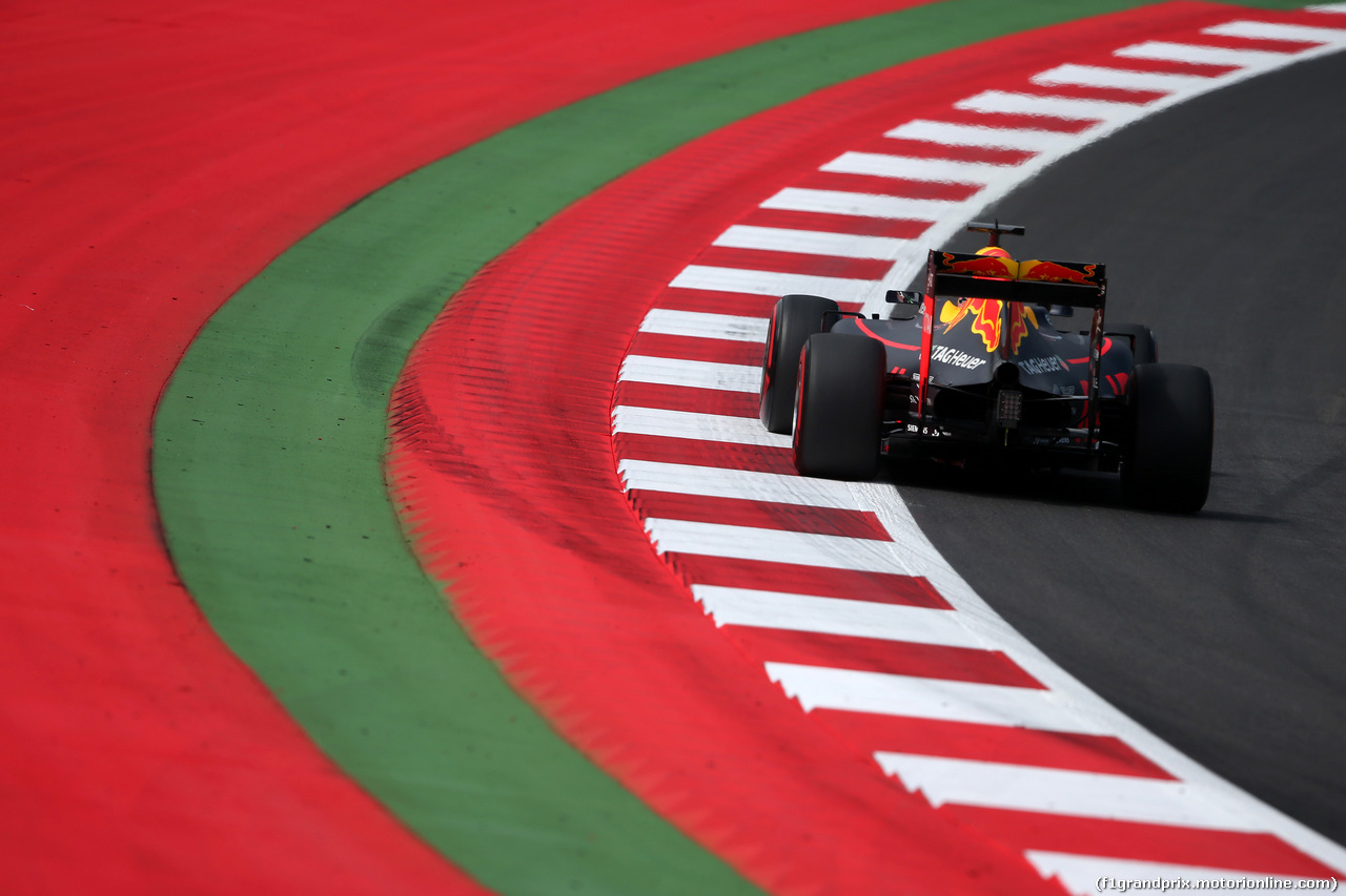 GP AUSTRIA, 01.07.2016 - Prove Libere 1, Daniel Ricciardo (AUS) Red Bull Racing RB12