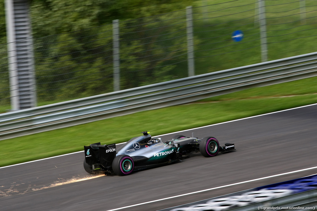 GP AUSTRIA, 01.07.2016 - Prove Libere 1, Nico Rosberg (GER) Mercedes AMG F1 W07 Hybrid
