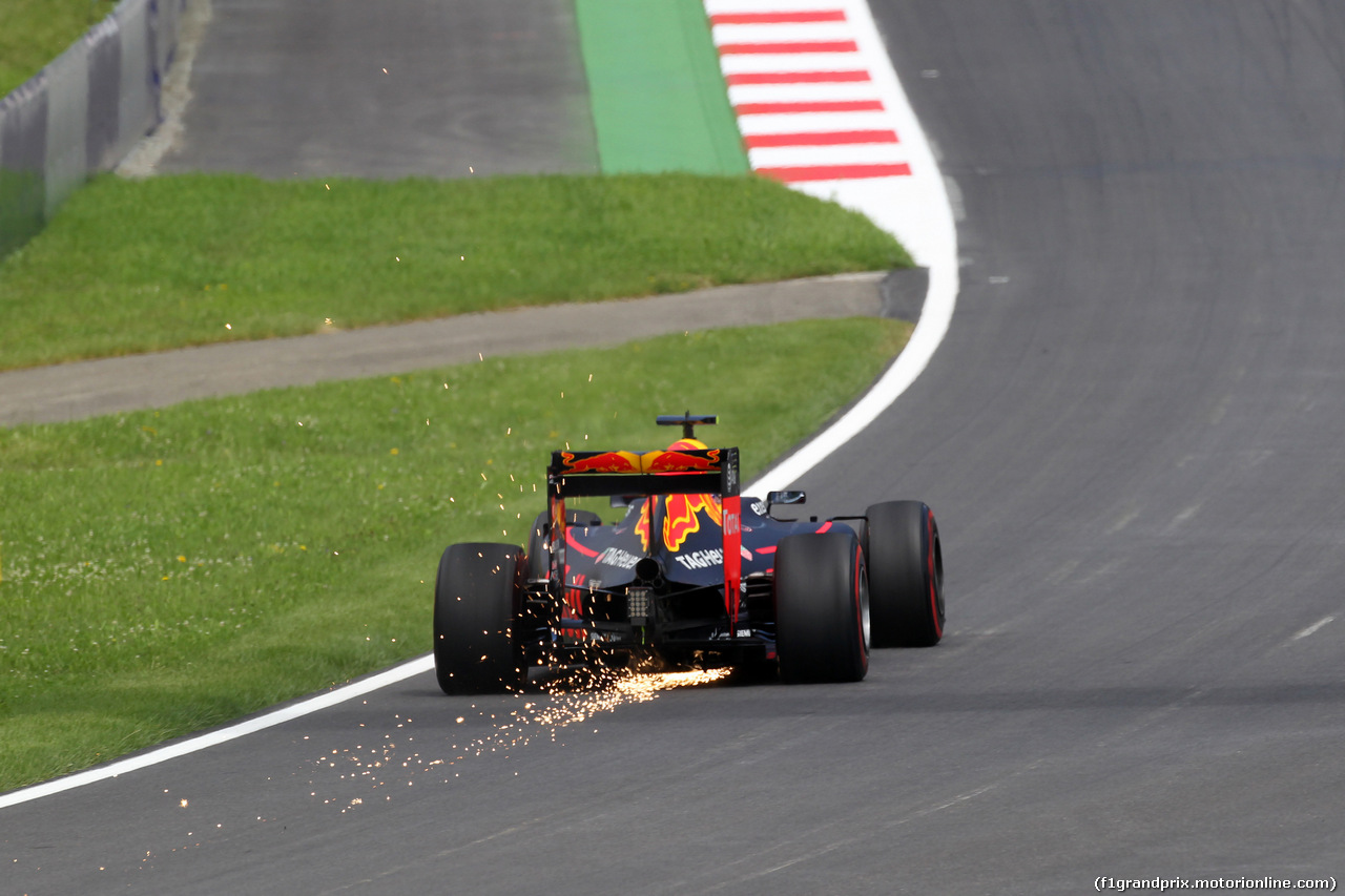 GP AUSTRIA, 01.07.2016 - Prove Libere 1, Max Verstappen (NED) Red Bull Racing RB12