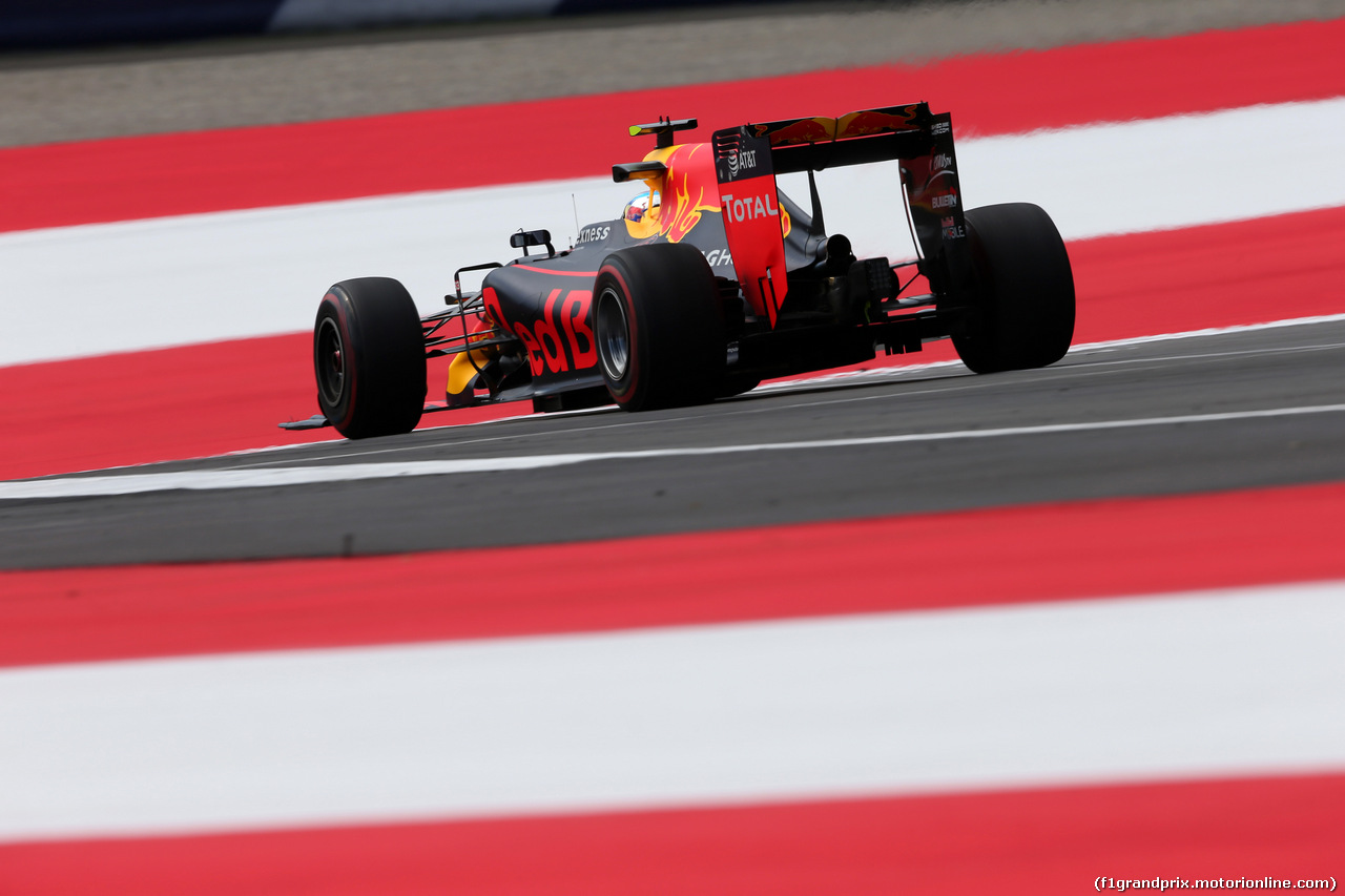 GP AUSTRIA, 01.07.2016 - Prove Libere 1, Max Verstappen (NED) Red Bull Racing RB12