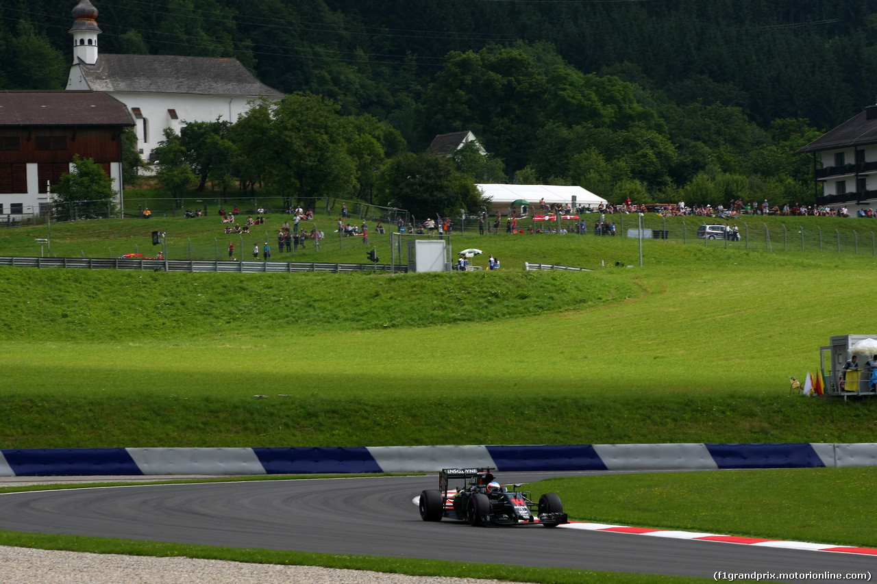GP AUSTRIA, 01.07.2016 - Prove Libere 1, Fernando Alonso (ESP) McLaren Honda MP4-31