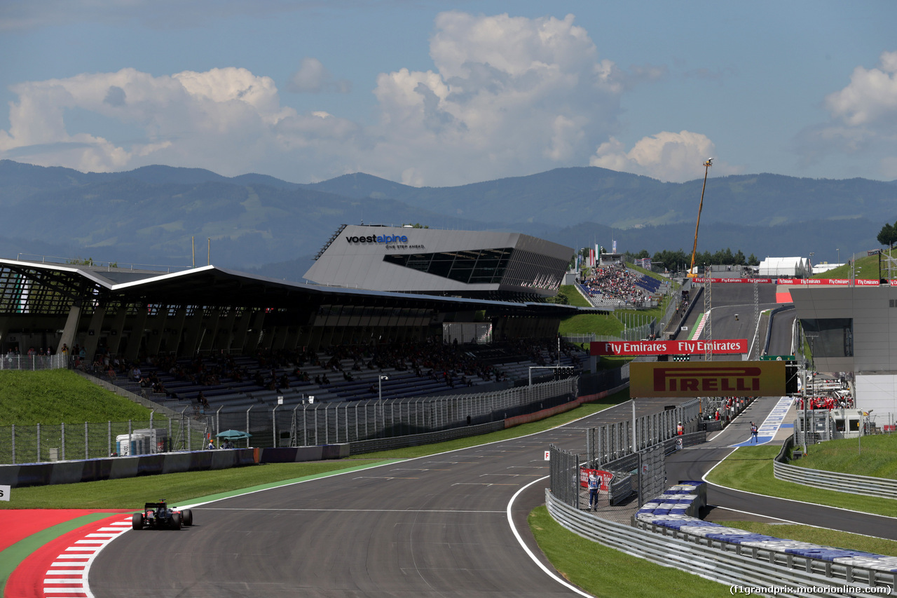 GP AUSTRIA, 01.07.2016 - Prove Libere 1, Fernando Alonso (ESP) McLaren Honda MP4-31