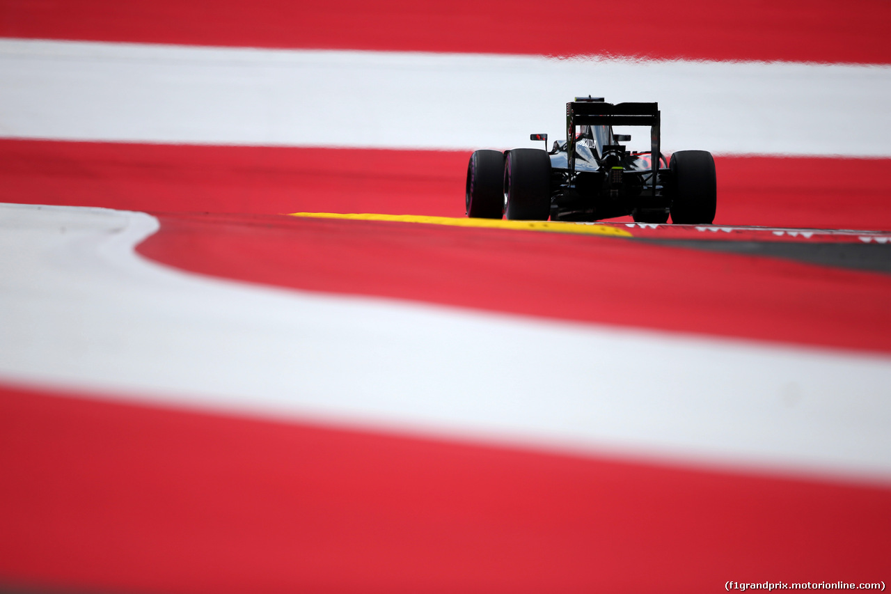 GP AUSTRIA, 01.07.2016 - Prove Libere 1, Jenson Button (GBR)  McLaren Honda MP4-31