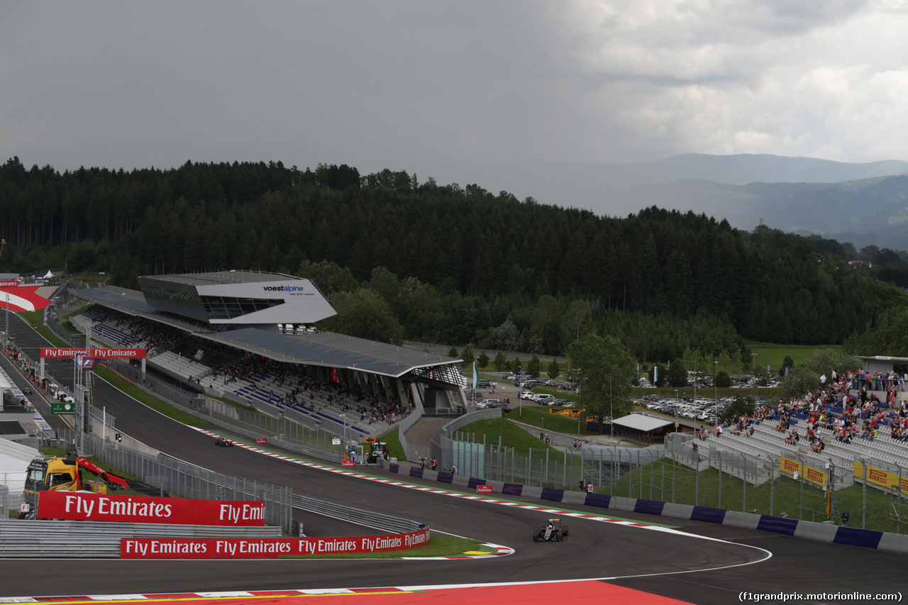 GP AUSTRIA, 01.07.2016 Prove Libere 2, Sergio Perez (MEX) Sahara Force India F1 VJM09