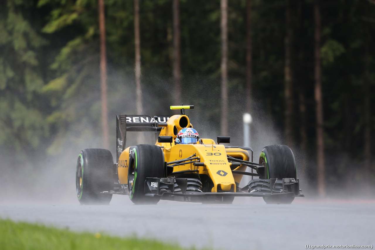 GP AUSTRIA, 01.07.2016 Prove Libere 2, Jolyon Palmer (GBR) Renault Sport F1 Team RS16