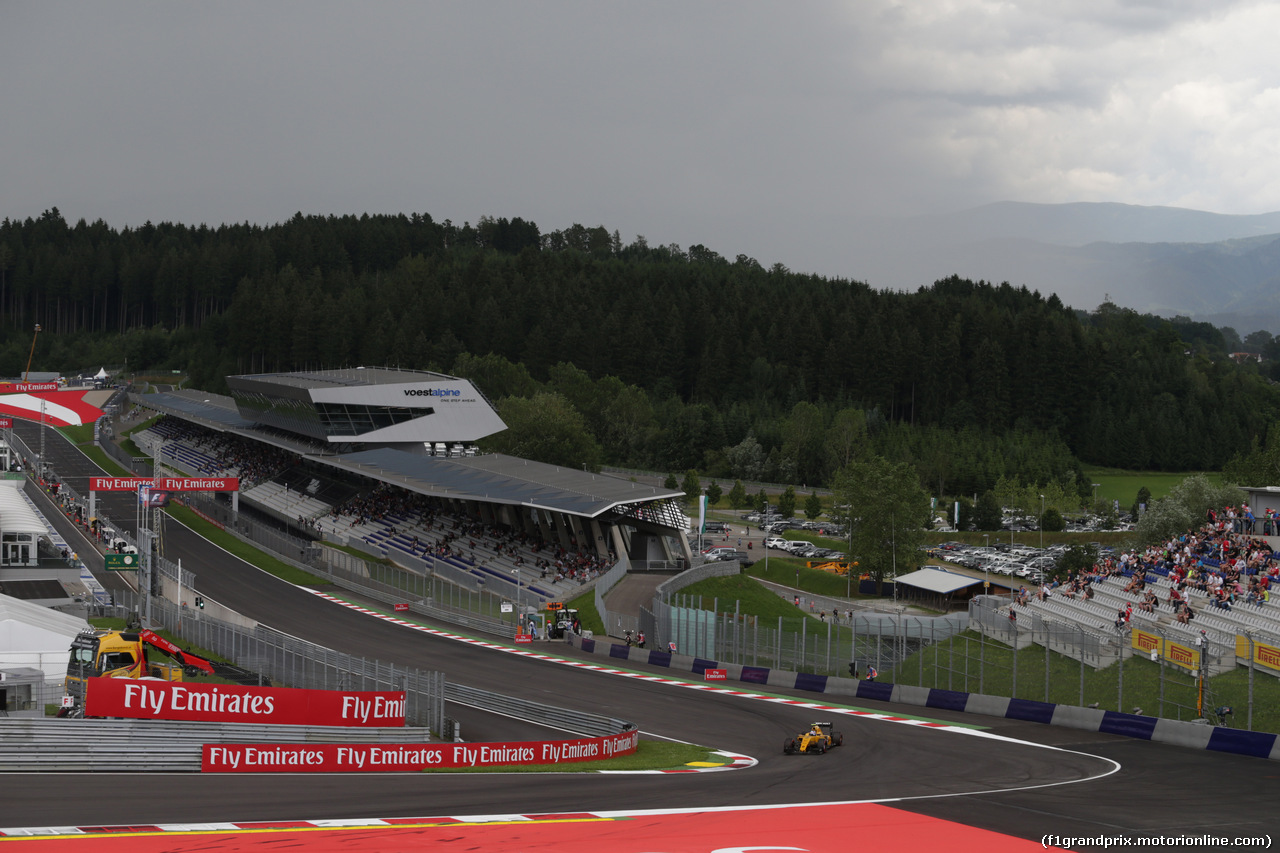 GP AUSTRIA, 01.07.2016 Prove Libere 2, Jolyon Palmer (GBR) Renault Sport F1 Team RS16